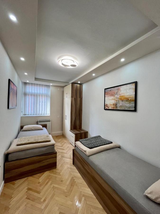 Apartment Square Sarajevo Extérieur photo